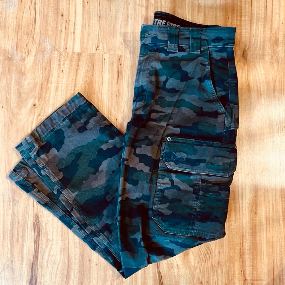 Duluth Trading Pants Mens 32x30 Green Camo Flex Fire Hose Cargo Straight Stretch
